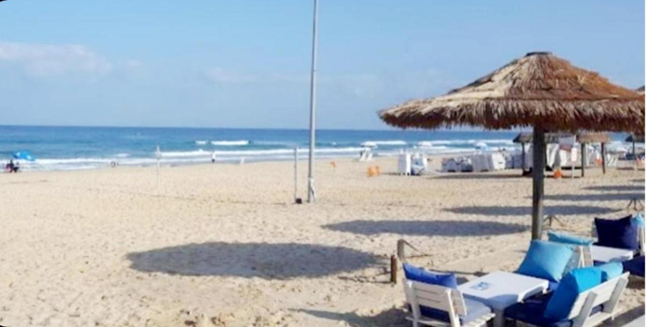 Beachfront Studio Apartment Bat Yam 412 Екстериор снимка