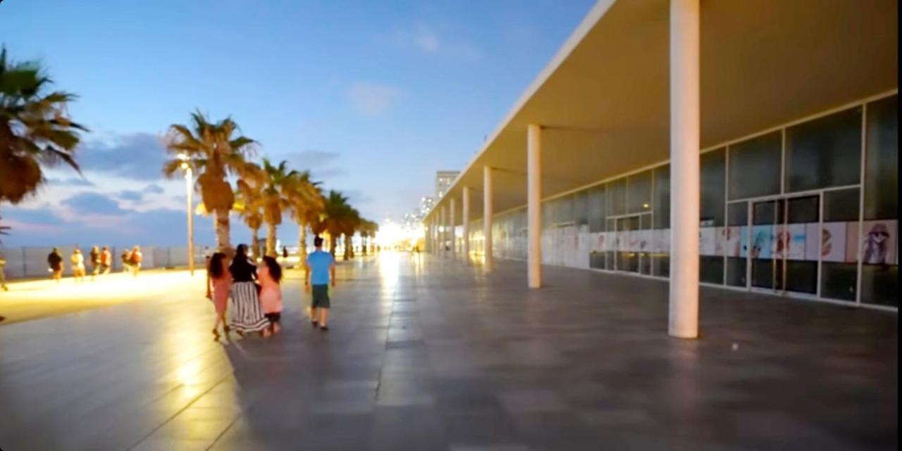 Beachfront Studio Apartment Bat Yam 412 Екстериор снимка