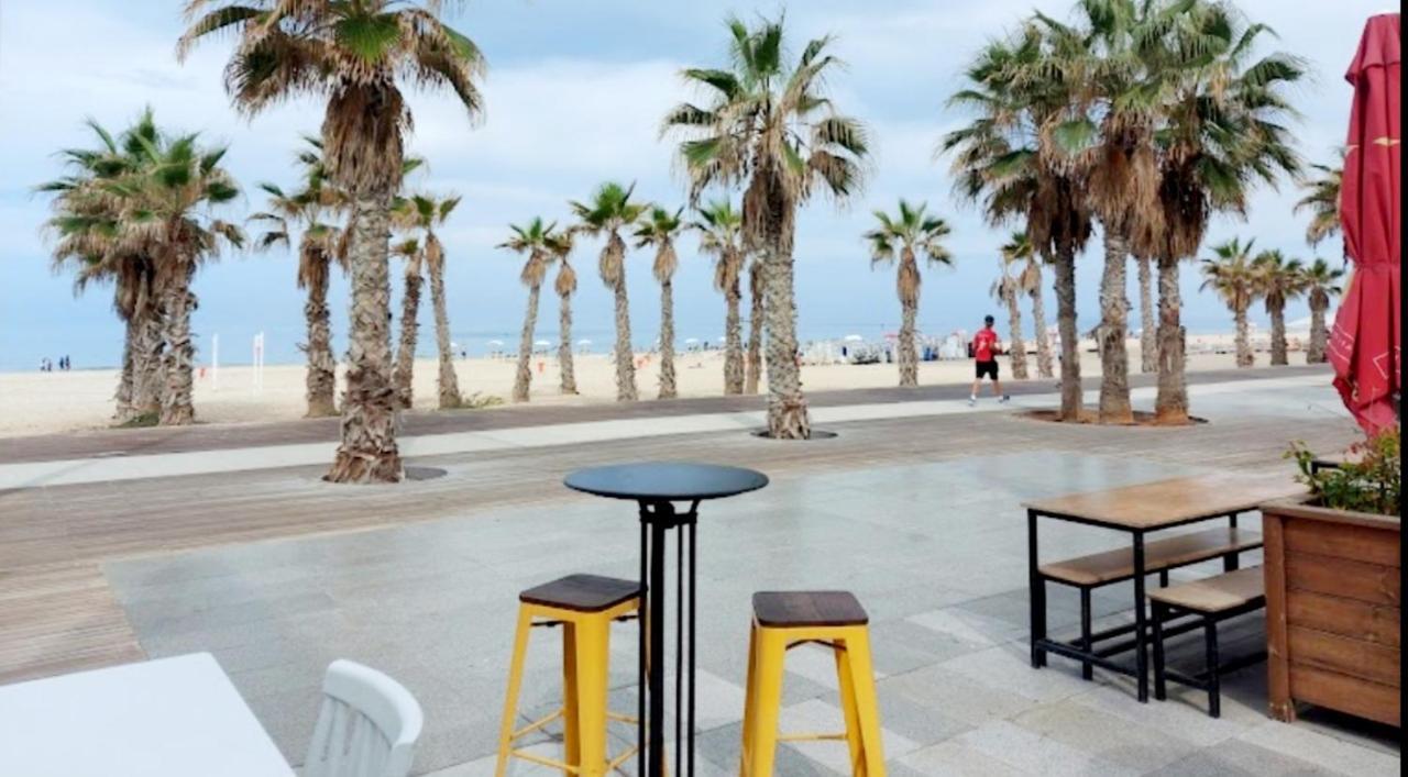 Beachfront Studio Apartment Bat Yam 412 Екстериор снимка