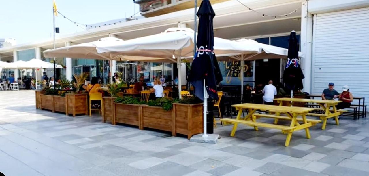 Beachfront Studio Apartment Bat Yam 412 Екстериор снимка