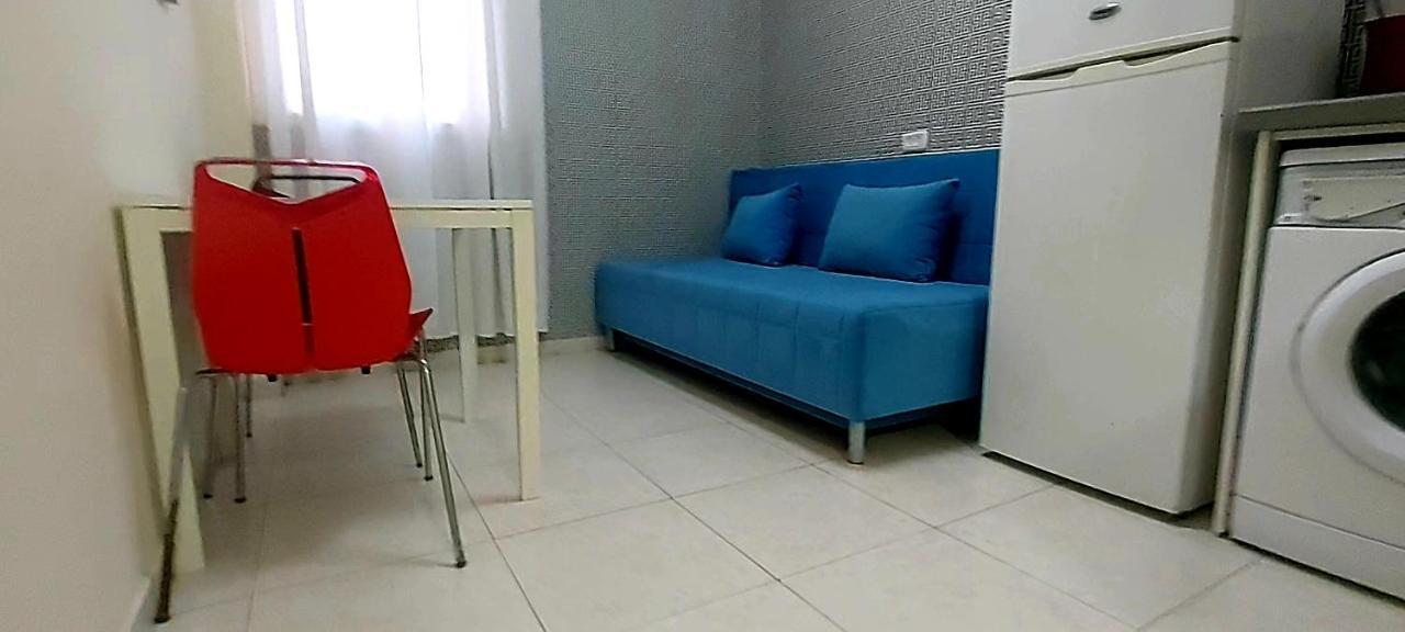 Beachfront Studio Apartment Bat Yam 412 Екстериор снимка